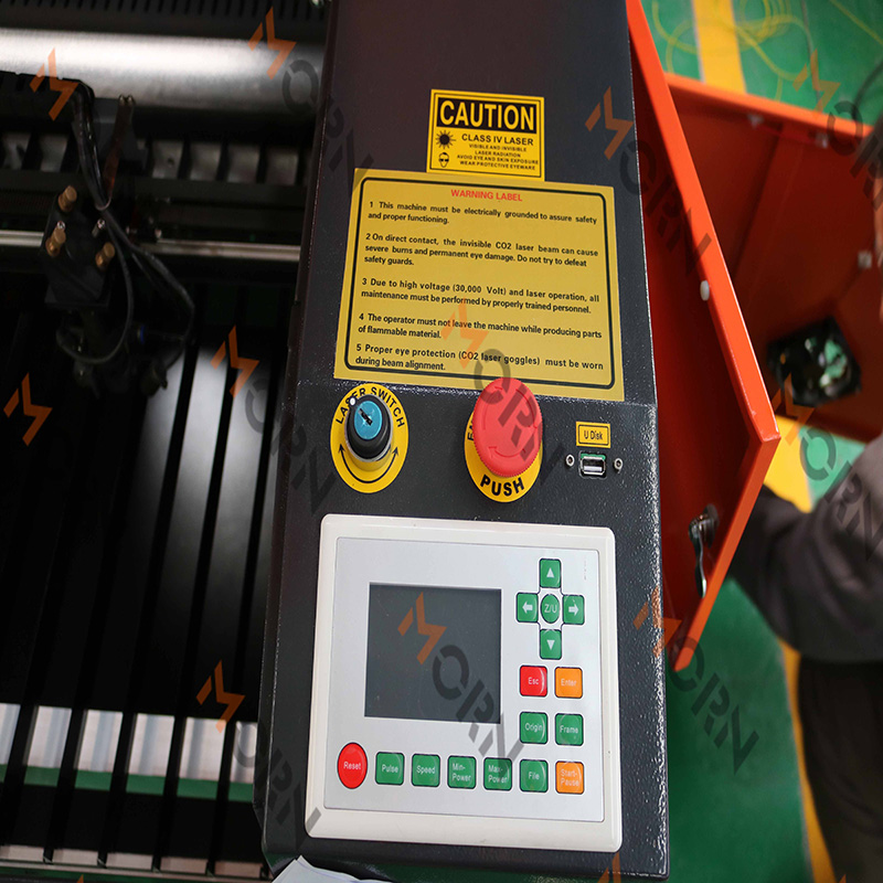 Wie 3D Gravur Holz Handwerk mit MORN MT-L1390 CO2 Lasergravierer für Holz?